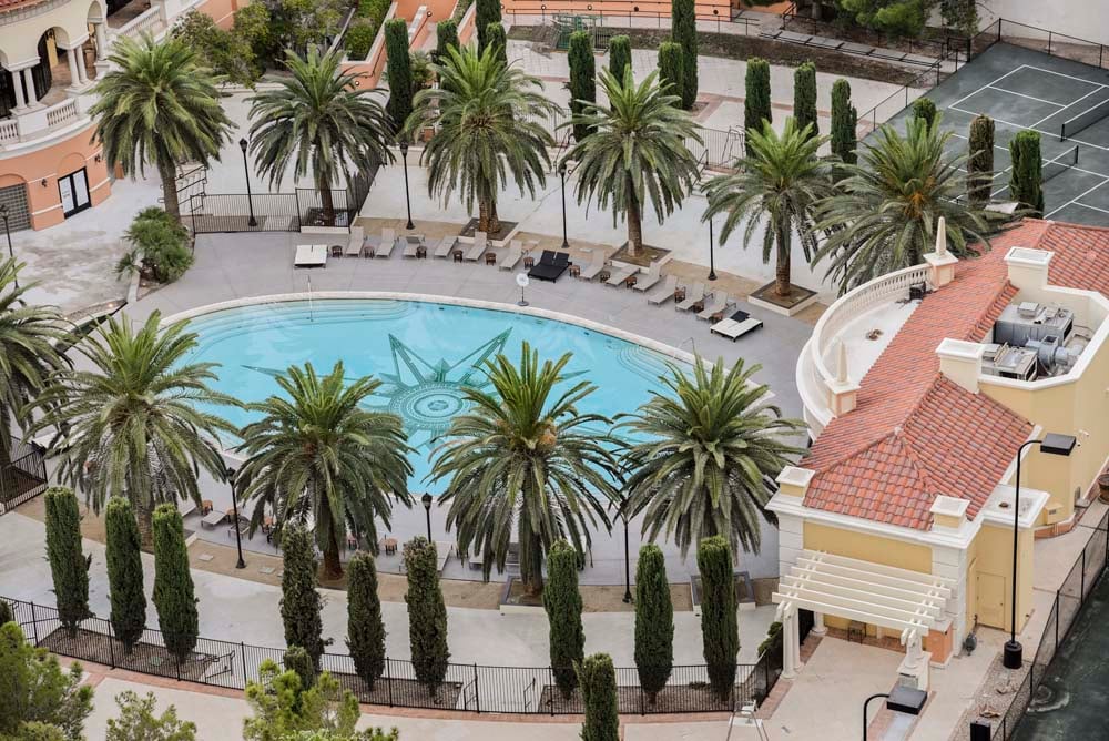 Turnberry Place interior view 1